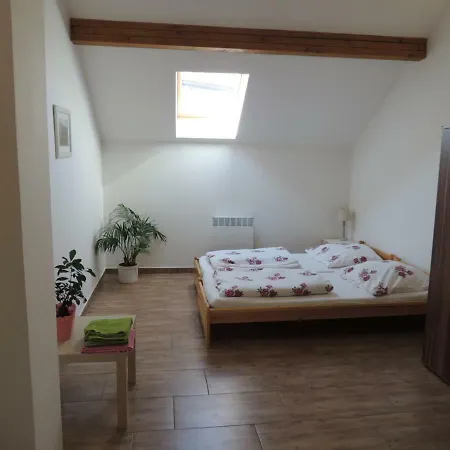 Guest house A Vinarstvi Vavricek Brezi